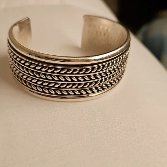 Chic Silver Rope Design Cuff Bracelet Vintage. - Picture 3 of 6